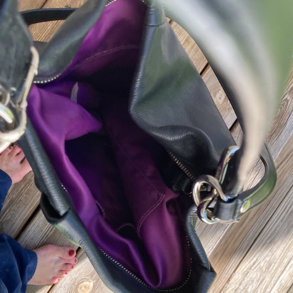 Black leather Coach purse - Picture 5 of 11